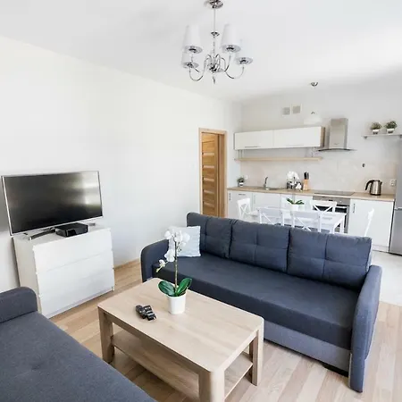 Apartment 3d *